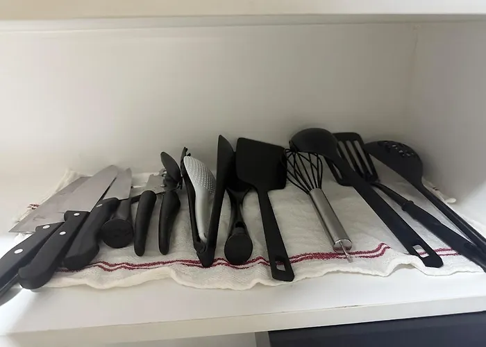 Stylish 2br Near Naia Apartamento Manila