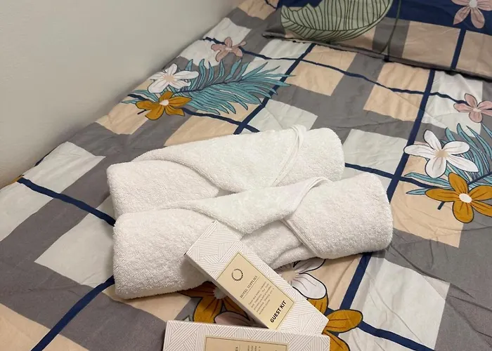 Stylish 2br Near Naia *