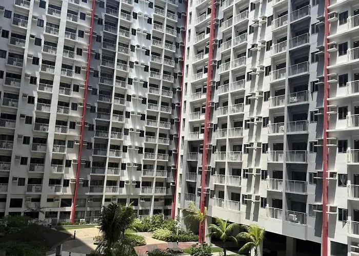 Stylish 2br Near Naia *